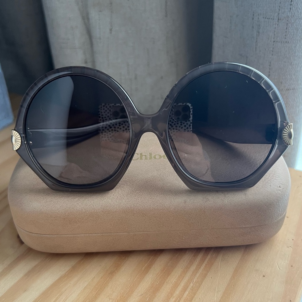 Chloé Vera seashell sunglasses